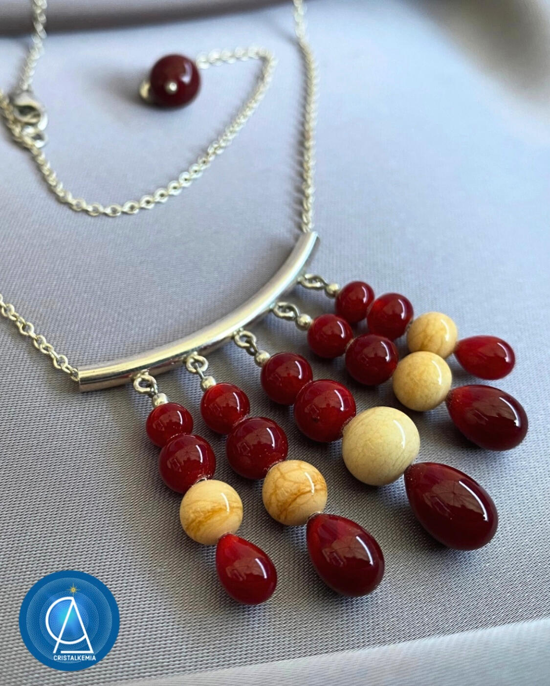 Collier gouttes blanches